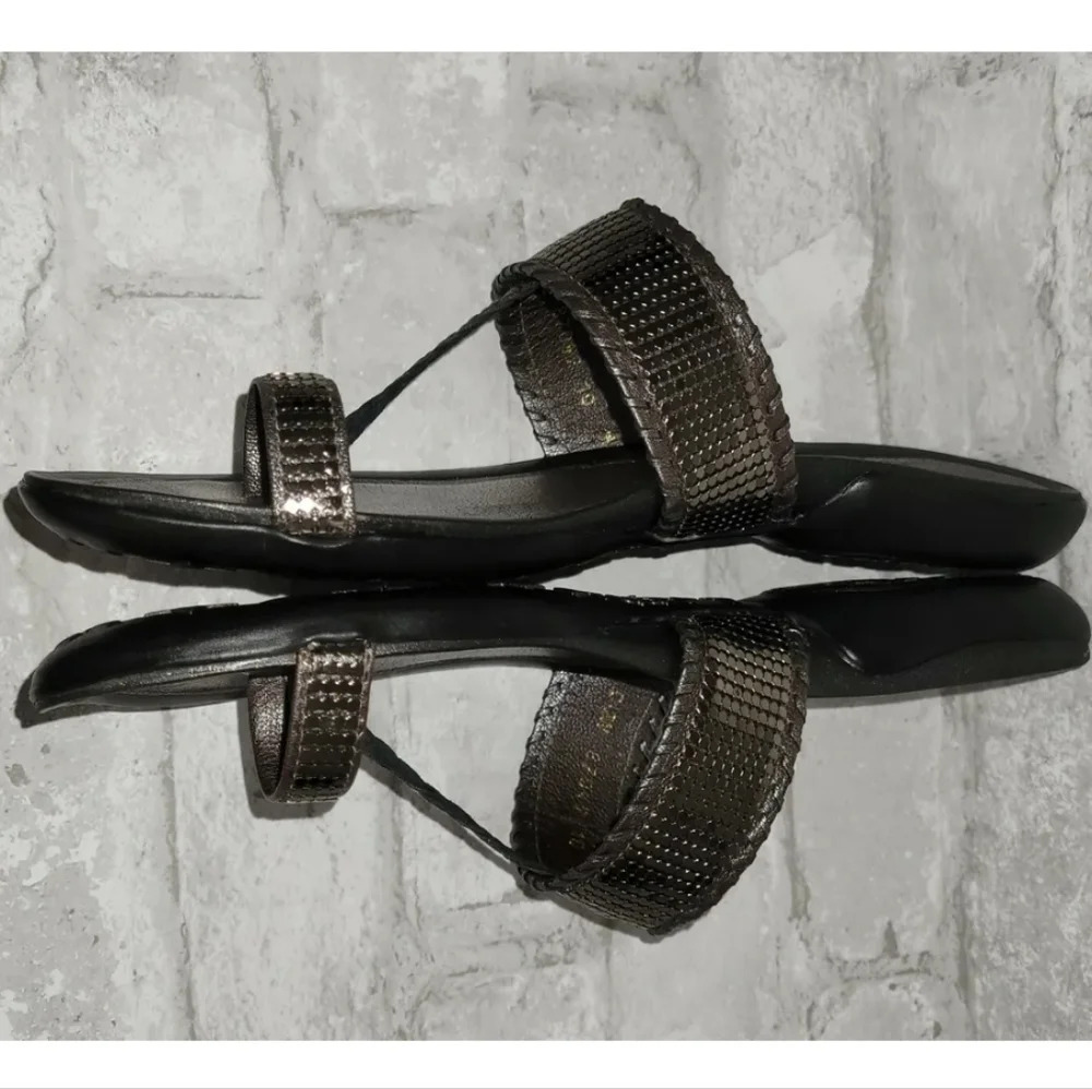 Stuart Weitzman Fancy  Free Pewter sandals SZ